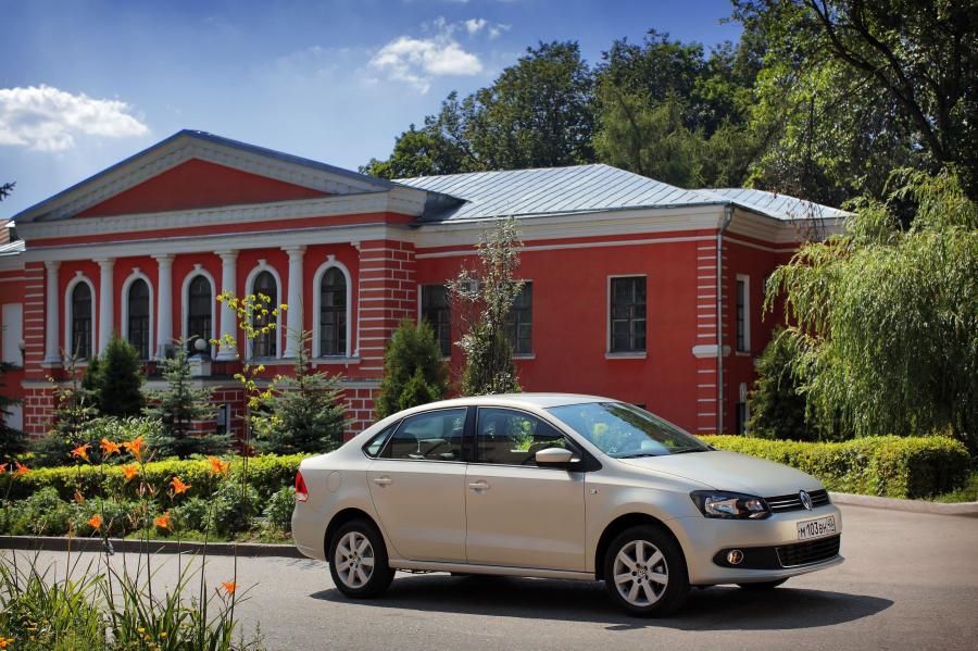  Volkswagen Polo Sedan 2010 года  (фото 95 из 123)